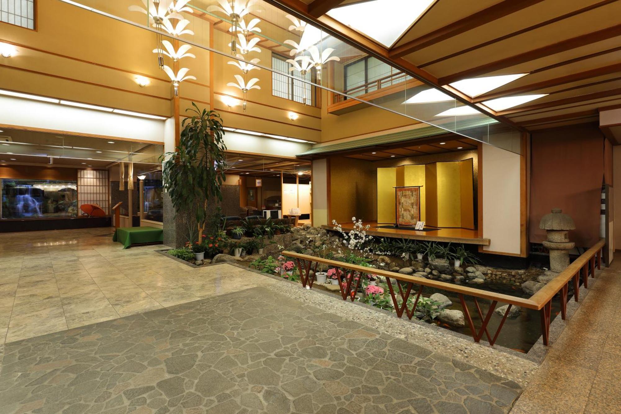 Hotel Futaba Yuzawa  Exterior photo